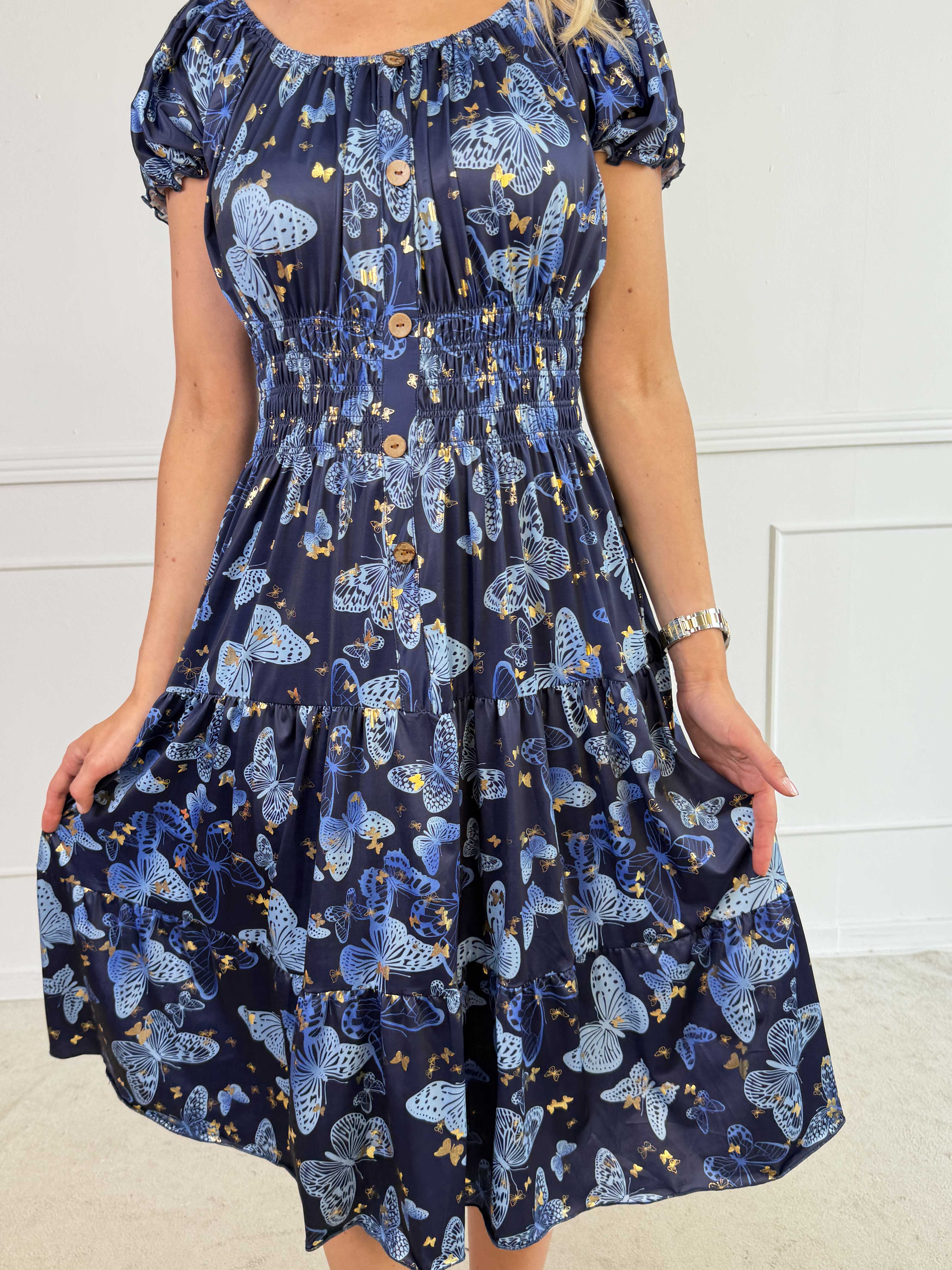 Tea Butterfly - Plus size kjole med smukt sommerfugleprint og elastisk udskæring